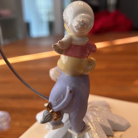 2003 LENOX POOH’S HOLIDAY RIDE - Picture 4 of 6